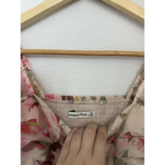 Abercrombie & Fitch Size XS Dainty Floral Emerson Balloon Sleeve Mini Dress - Picture 5 of 9